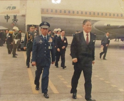 總統李登輝先生過境本部至航發中心